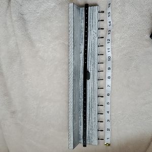 3/$10 13in wall jewelry holder